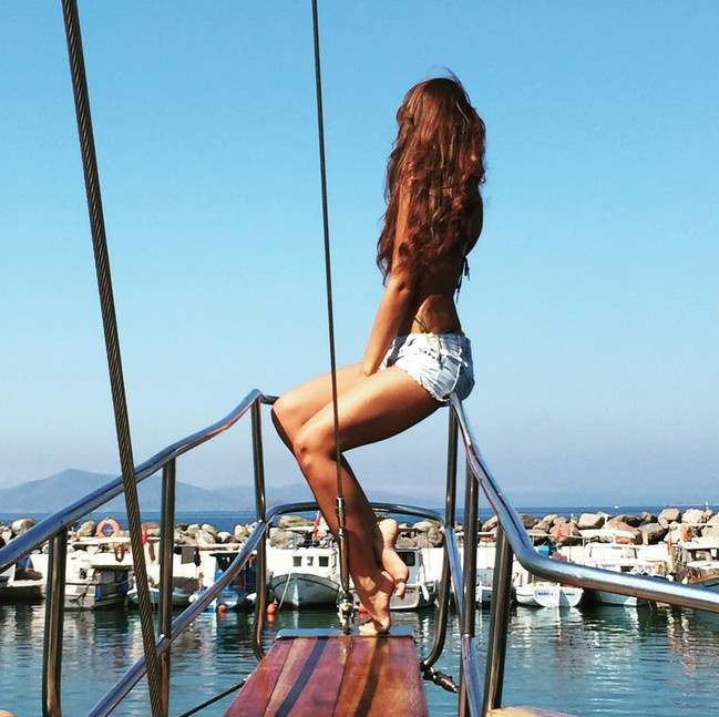 Göz6 kızı Berna Keklikler kimdir instagramı olay