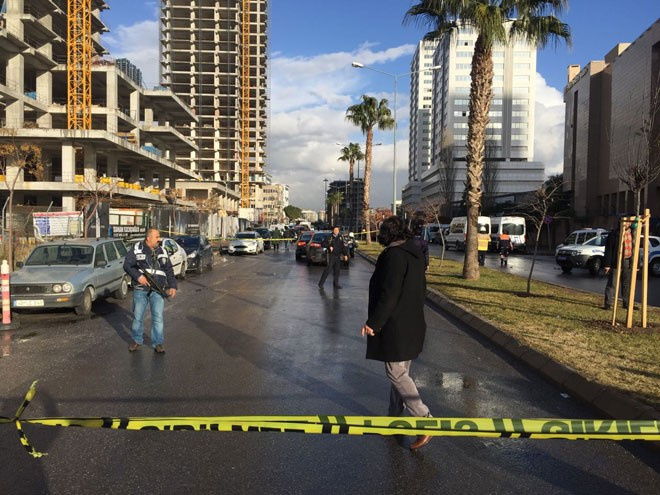 Polis ekipleri olay yerine böyle gitti! İzmir'de sıcak anlar