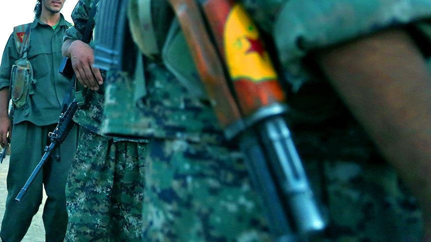 ABD'li askerler Afrin'de PKK kampında terörist eğitiyor fotoğrafları çıktı