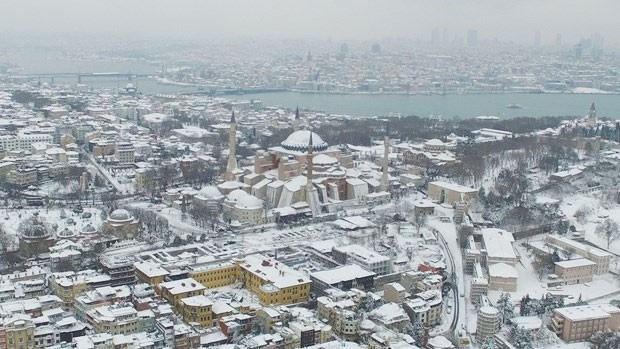 Beyazlara bürünen İstanbul'u birde böyle görün!