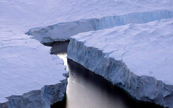 Antarktika’da Azerbaycan büyüklüğünde bir delik ortaya çıktı