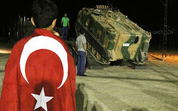 Bordo Bereliler İdlib'de 'Çok yaşa Türk Askeri' diye karşılandı