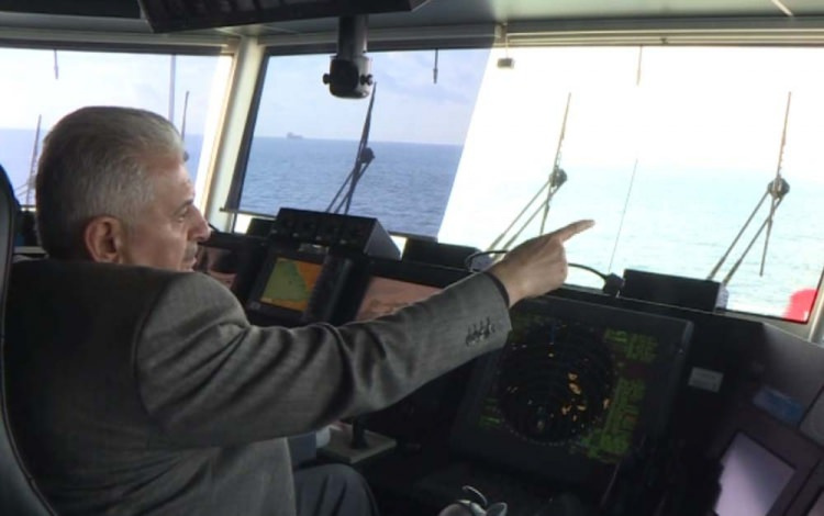 Başbakan Yıldırım, Yalova'dan İstanbul'a feribotla yolculuk yaptı