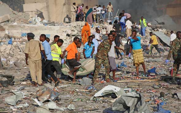 Somali'de bombalı saldırı: 23 ölü