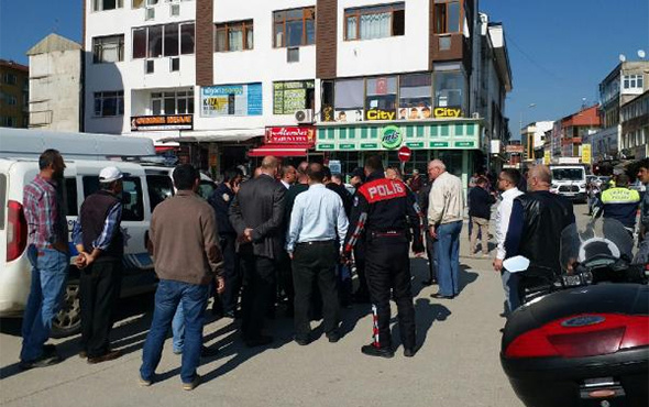 Yol vermedi diye polise kafa atınca...