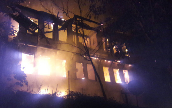 Bolu'da ev yangını: 1 kişi hayatını kaybetti
