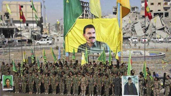 ABD'nin PKK'ya teslim ettiği Rakka'dan skandal görüntüler!