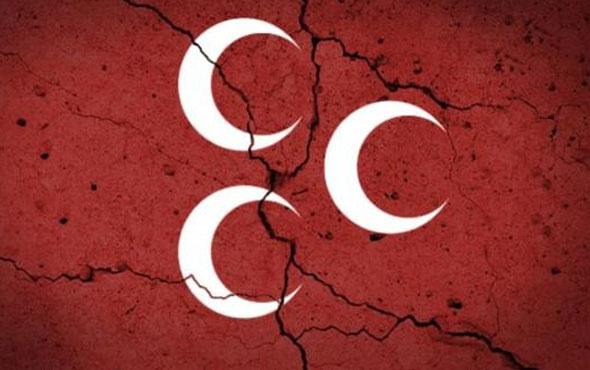 MHP'de istifa muamması 126 kişi toplu olarak...