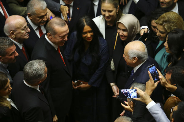 Erdoğan-Bahçeli arasında dikkat çeken diyalog bakın neyi sordu
