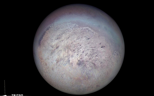 TÜBİTAK Neptün'ün ters yöne dönen uydusu Triton'u inceledi