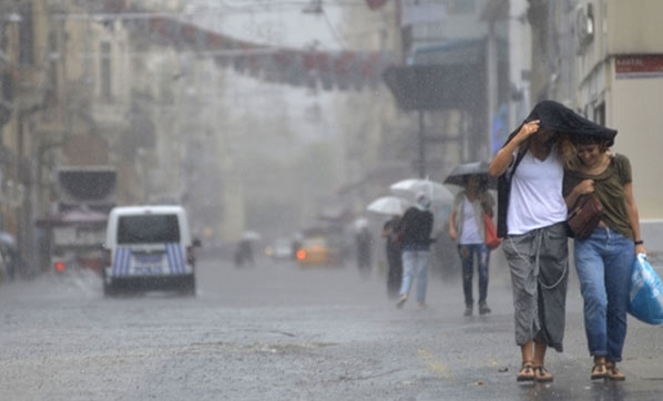 İzmir-Ankara- İstanbul dikkat! Hava kötü! Sel durumu var