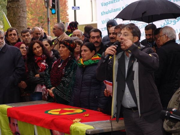 Rezalet görüntüler! PKK sokağa dökülüyor Avrupa izliyor
