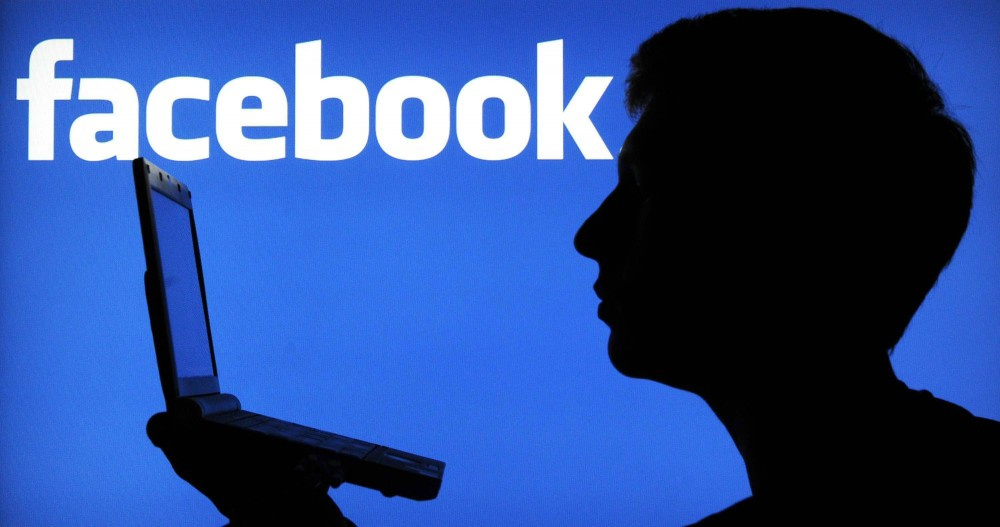 Facebook bizleri telefondan dinliyor mu?