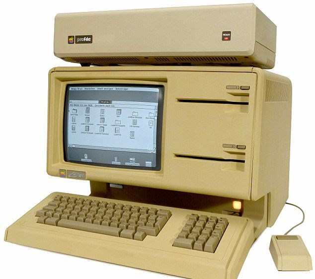 35 yıllık bilgisayara 40 bin dolar
