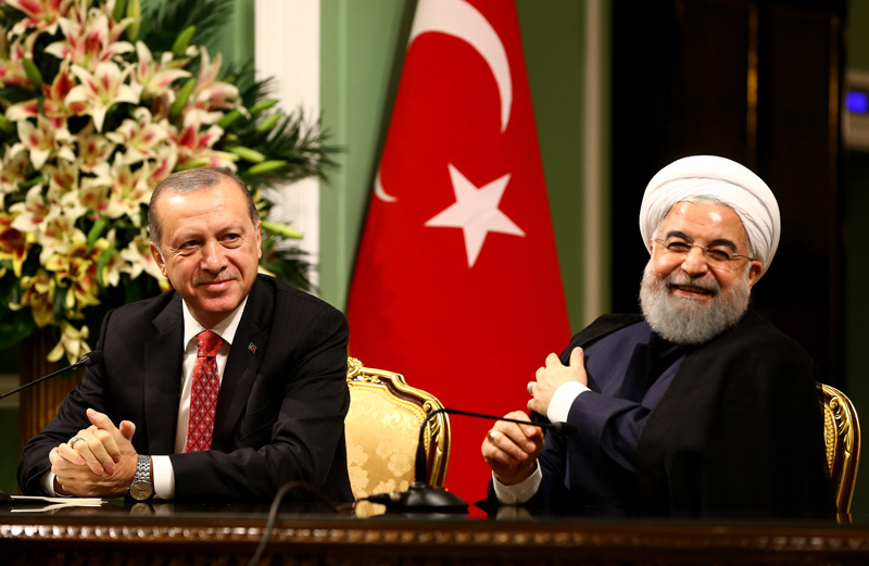 Erdoğan'ın esprisi Ruhani'ye kahkaha attırdı!