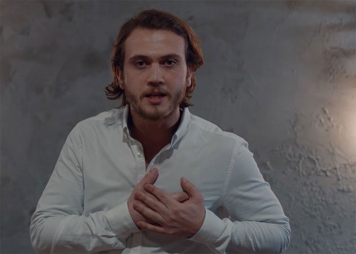 Ünlü oyuncu uçakta yaptıklarıyla şok etti! - Sayfa 3