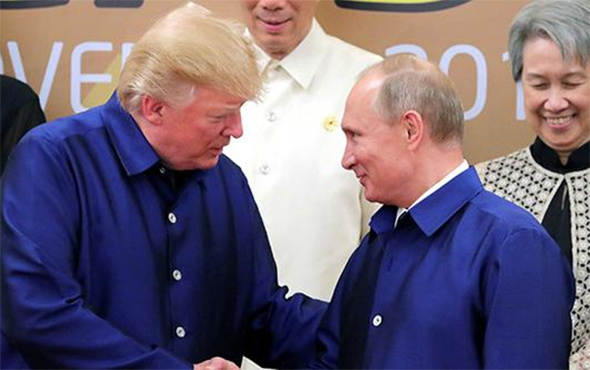 Putin ve Trump'tan samimi görüntüler!