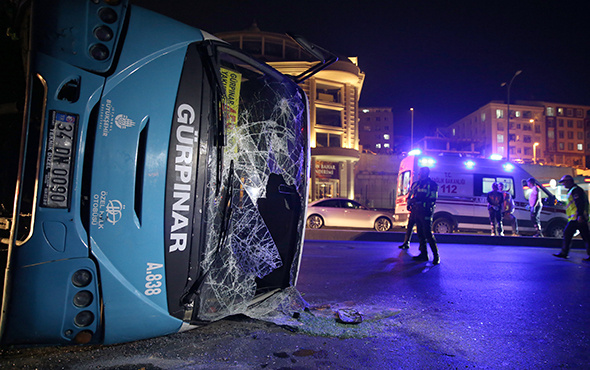 İstanbul'da halk otobüsü devrildi: Yaralılar var!