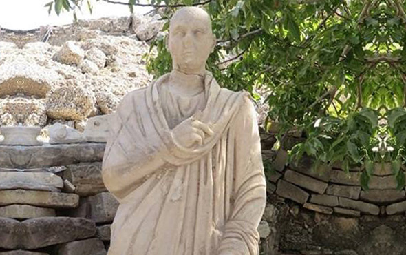Side'de bulunan Roma dönemi heykelleri restore ediliyor