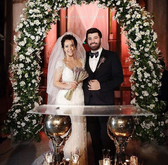 Nursel Ergin yasak aşkı Murat Akyer ile evlendi gelinliğine bakın