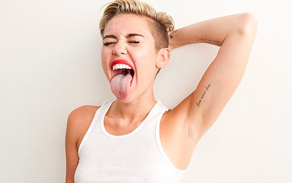 Miley Cyrus: Hannah Montana psikolojimi bozdu