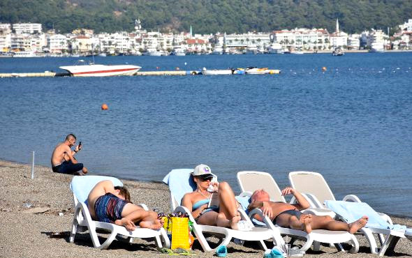 Marmaris'te pastırma yazı başladı! Turistler keyif yaptı