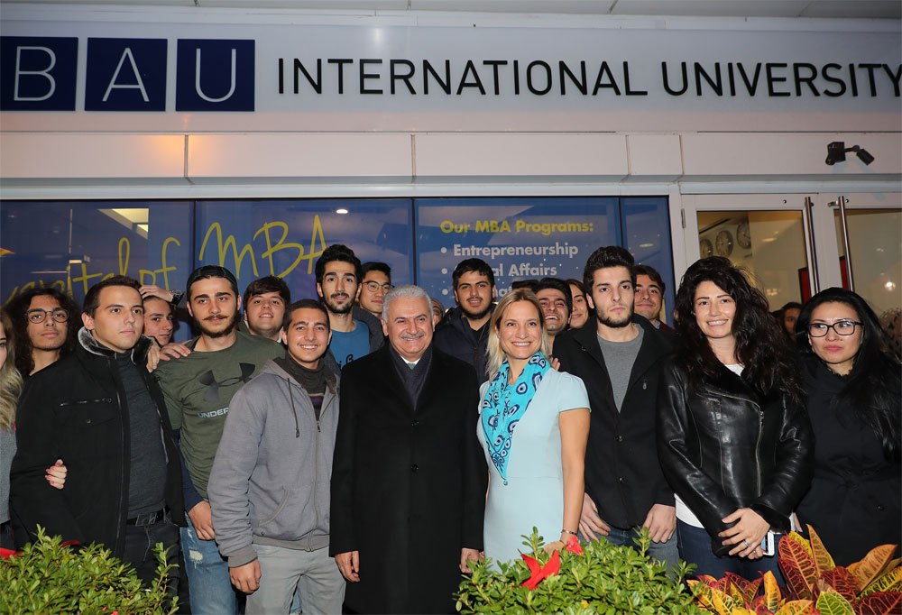 Başbakan Yıldırım'dan Türk üniversitesine ziyaret