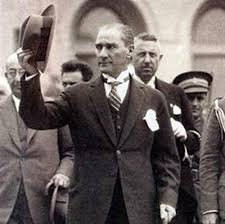 10 Kasım kısa şiirler Atatürk ile ilgili 2 - 3 kıtalık şiirler