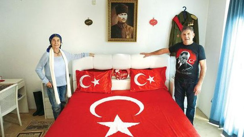 Fatma Girik açıkladı 'Atatürk'le konuşuyorum buradayım diyor'