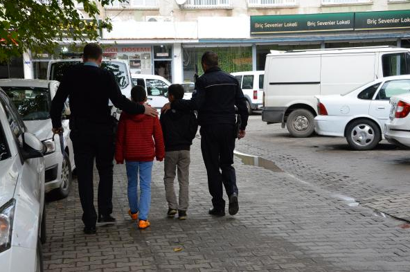 Diyarbakır'da korkunç olay! Çocuklarının gözü önünde...