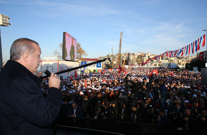 Erdoğan Türkiye'nin sürücüsüz ilk metrosunu açtı