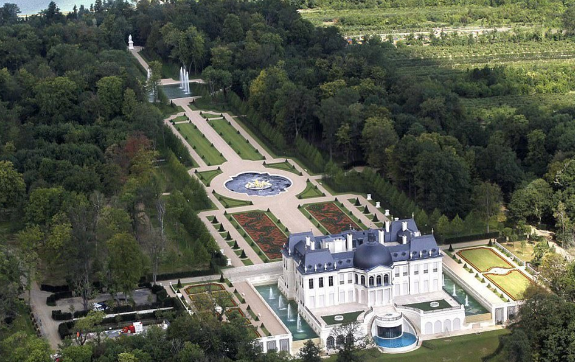 Dünyanın en pahalı evini Veliaht Prens satın aldı