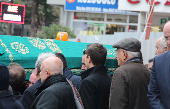 Mesut Yılmaz'ın oğlu Yavuz Yılmaz'ın cenaze töreni canlı izleyin