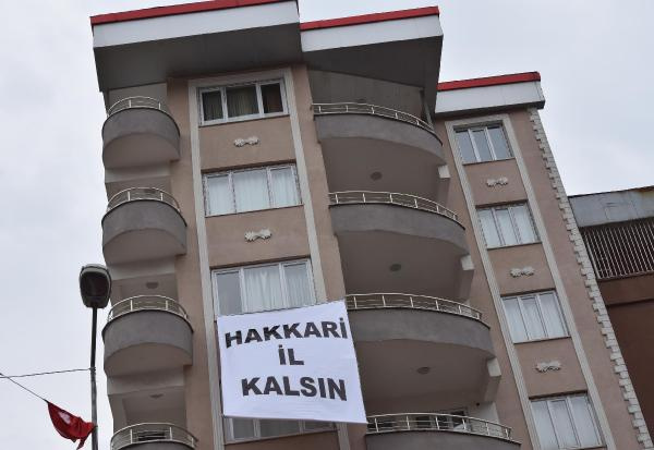 Cumhurbaşkanı Erdoğan için sürpriz Kürtçe pankart!