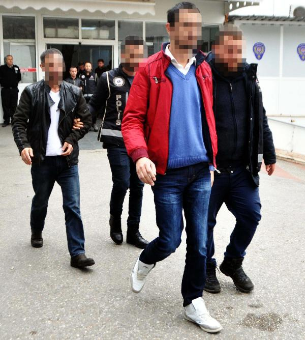 Polis yılbaşı öncesi fuhuşa karşı düğmeye bastı!