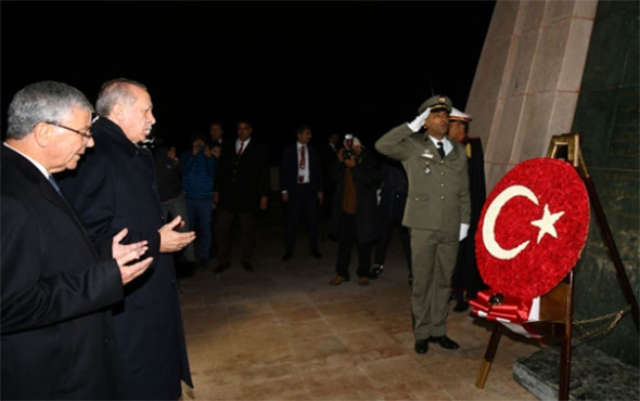 Cumhurbaşkanı Erdoğan, Şehitler Anıtı'nı ziyaret etti