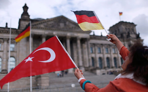 Almanların Türkiye'ye karşı yeni kozu Red Legion