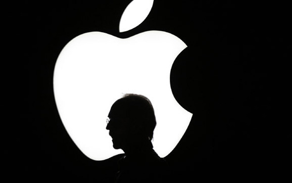 Apple itiraf etti, özür diledi ve indirime gitti