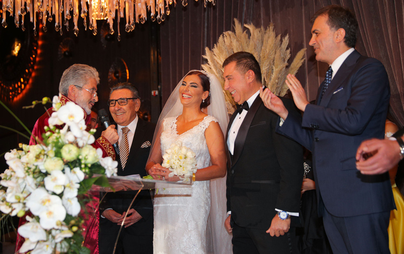 Hande Fırat evlendi eşi Murat Özvardar kimdir? 