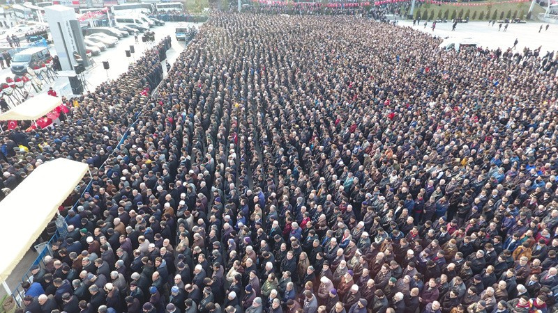 El Bab şehidinin cenazesinde mahşeri kalabalık!