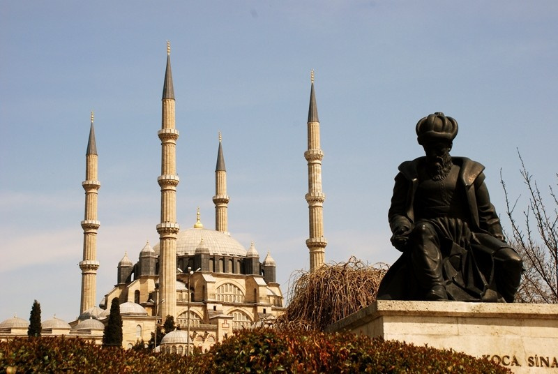 Edirne'nin kutsal mekanlarına bakın