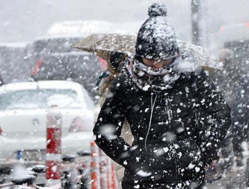 İstanbul hava durumu kar geldi bu saate dikkat!