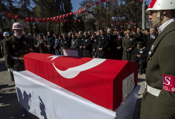 El Bab şehidini yüzbinler uğurladı!