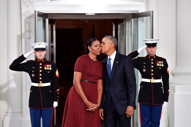 Barack Obama'dan romantik sevgililer günü tweeti