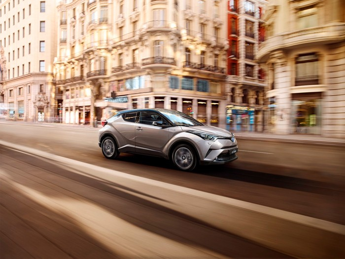 Toyota C-HR test sürüşü günleri başlıyor