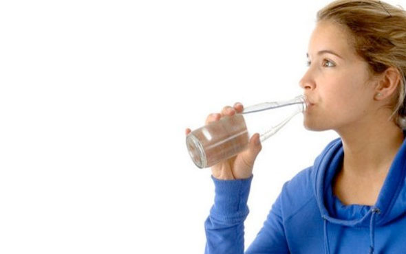 Kışın az su içmenin vücuda verdiği zararlar nelerdir?