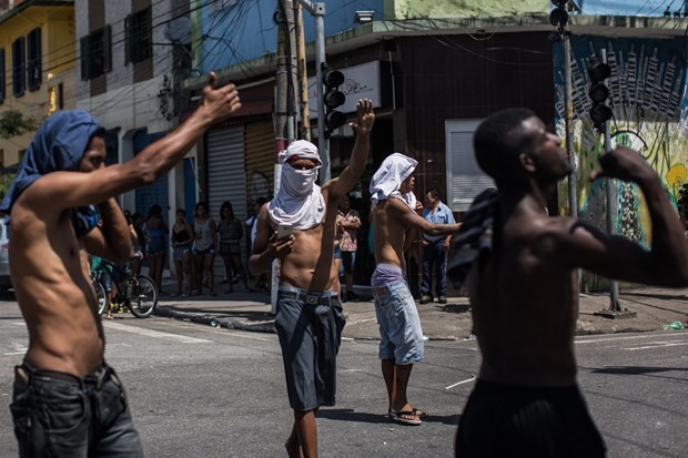 Rio Karnavalı krizi unutturacak mı?