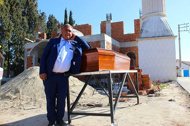 Önce ölüm yasağı sonra 'İlk Ölene Çeyrek Altın Hediye' kampanyası