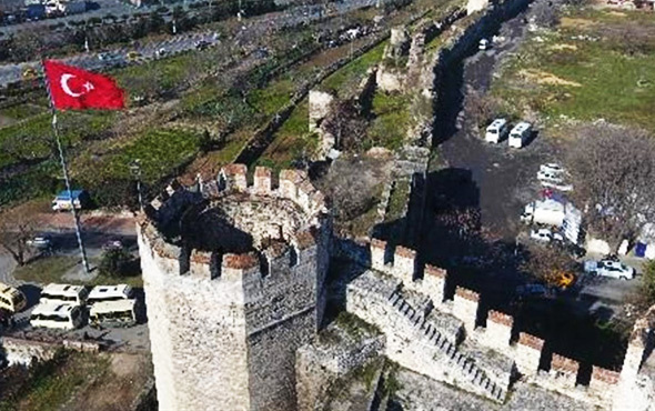 Bir zamanlar İstanbul'u koruyan surların haline bakın