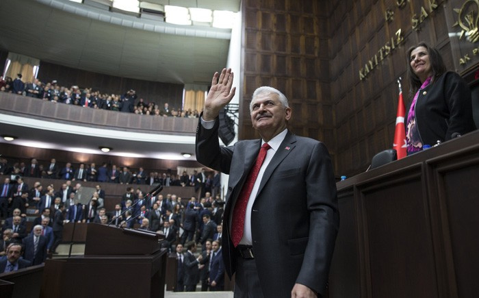 Yıldırım'a grup toplantısında La Havle çektiren anlar!